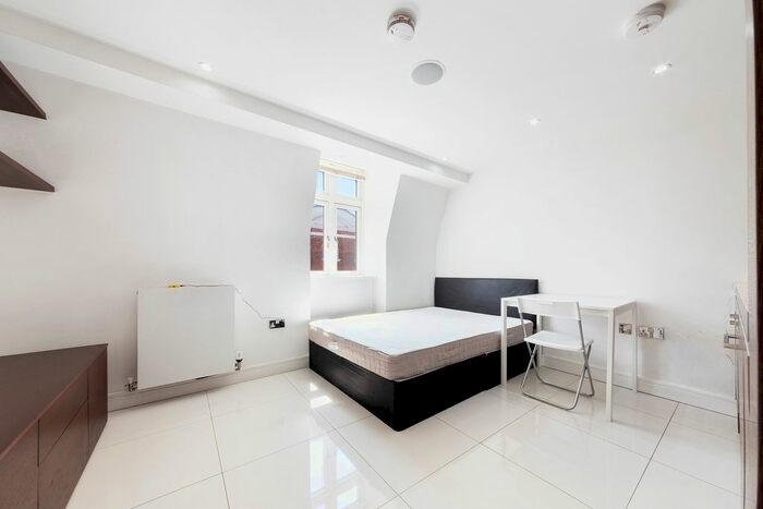Studio To Rent In Albany House, Judd Street, London, WC1H