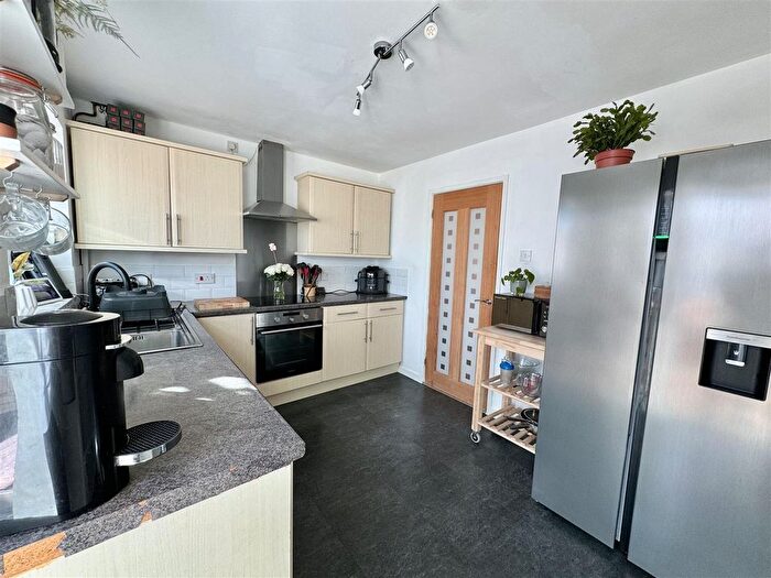 2 Bedroom Semi-Detached House For Sale In Ger Y Llan, Penrhyncoch, Aberystwyth, SY23