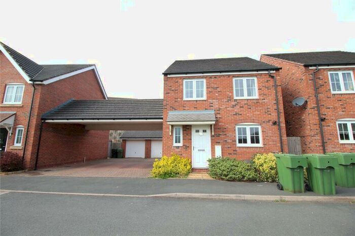 3 Bedroom House To Rent In Cowslip Close, Catshill, Bromsgrove, Worcestershire, B61
