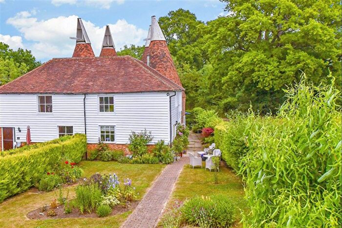 4 Bedroom Link Detached House For Sale In Station Road, Northiam, Rye, East Sussex, TN31