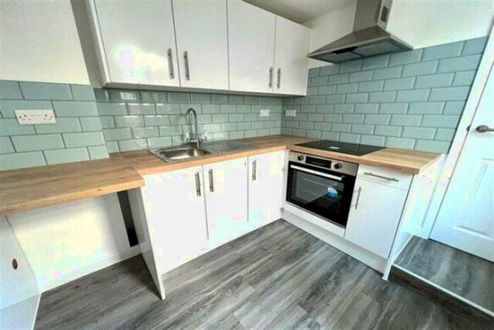 Studio To Rent In Bridge Road, Southampton, SO19