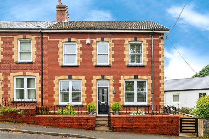 3 Bedroom Semi-Detached House For Sale In Heol Y Felin, Cwmgwrach, Neath, SA11