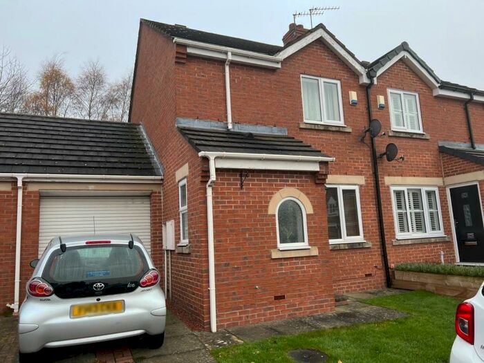 2 Bedroom houses for sale in Auckland, DL14, County Durham