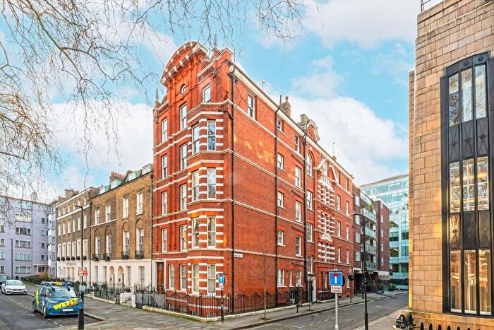 2 Bedroom Flat For Sale In Red Lion Square, Holborn, WC1R