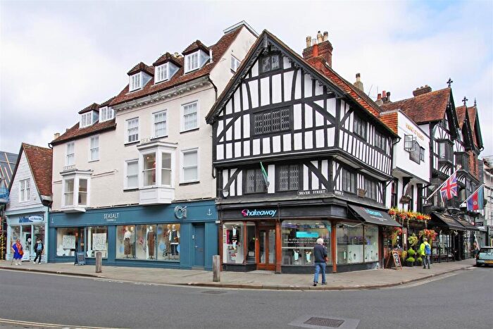 2 Bedroom Flat To Rent In Silver Street, Salisbury, SP1