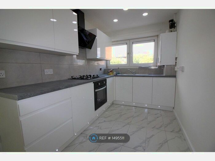 3 Bedroom Maisonette To Rent In Church Road, London, N17