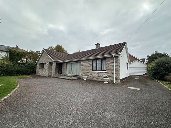 3 Bedroom Detached Bungalow For Sale In Belle Vue Gardens, Brecon, LD3