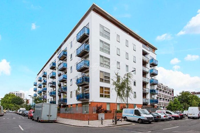 1 Bedroom Flat To Rent In Belvedere Court, De Beauvoir Crescent, Hoxton, Dalston, Shoreditch, London, N1