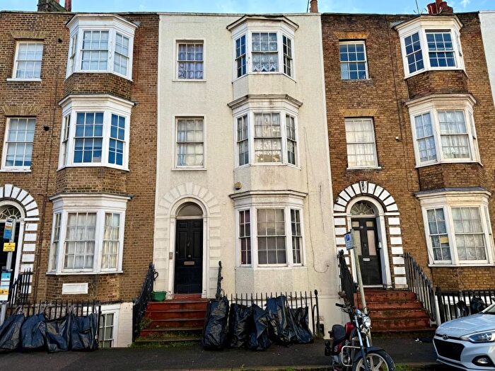 5 Bedroom Block Of Flats For Sale In Union Crescent, Margate, Kent, CT9