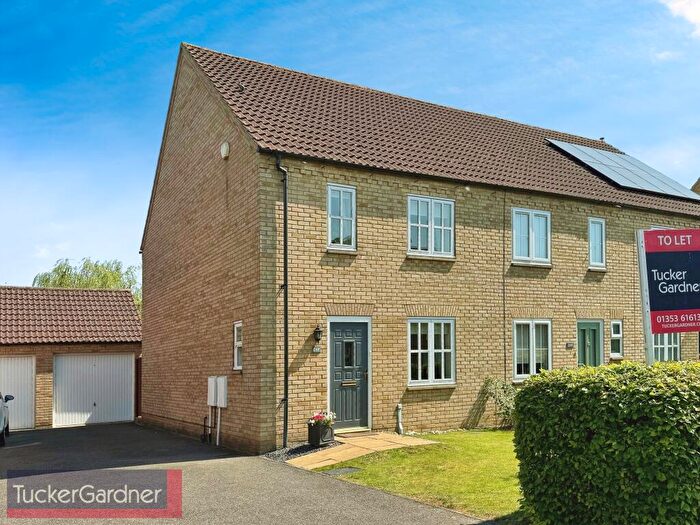 3 Bedroom House To Rent In Columbine Road, Ely, CB6