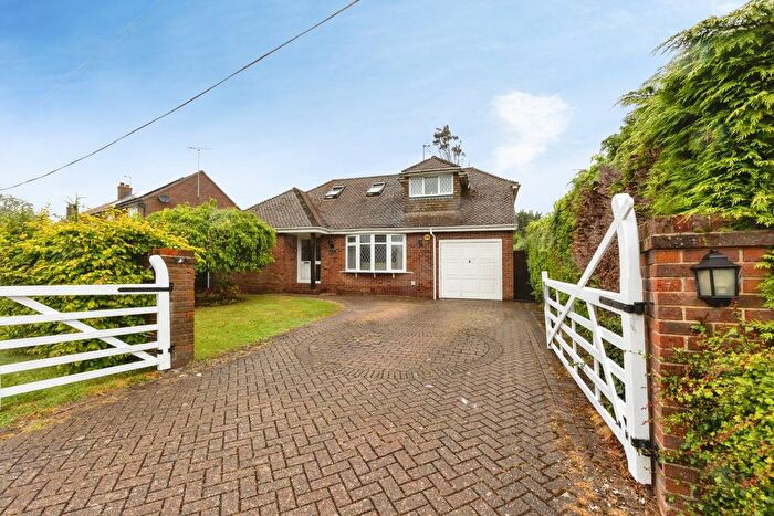4 Bedroom Detached House For Sale In Lambden Road, Ashford, TN27