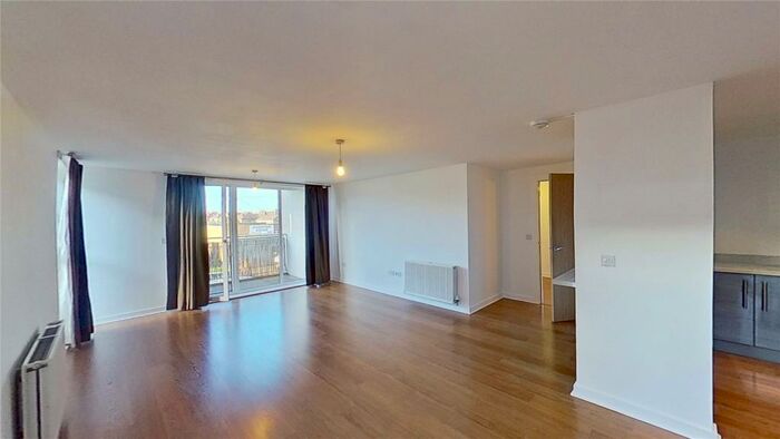 3 Bedroom Flat To Rent In East Pilton Farm Place, Edinburgh, Midlothian, EH5