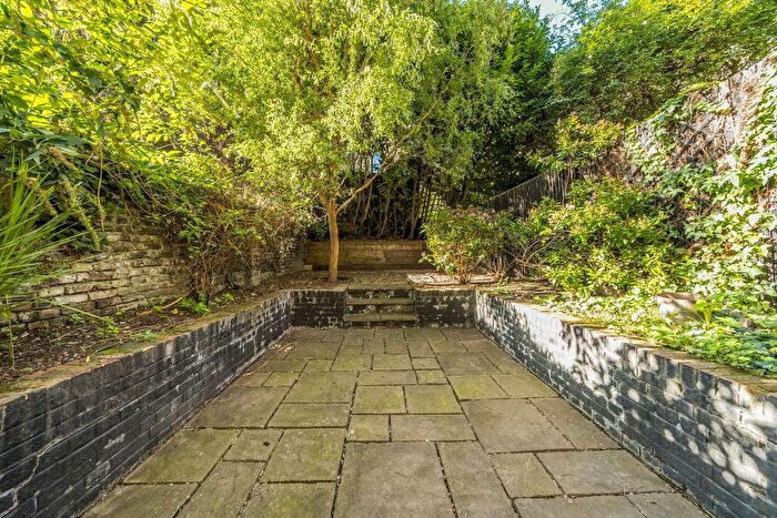 1 Bedroom Flat For Sale In Shirland Road, Maida Vale, London, W9