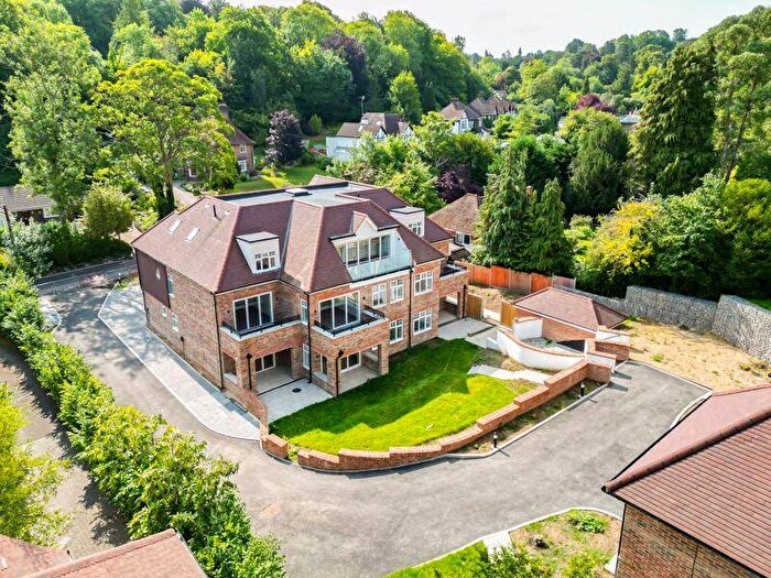 2 Bedroom Apartment To Rent In Welcomes Road, Kenley, CR8