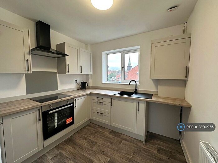 2 Bedroom Flat To Rent In St Peters Mews, Birkenhead, CH42