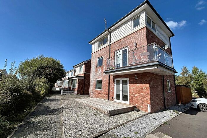 2 Bedroom Flat For Sale In Wareham, BH20