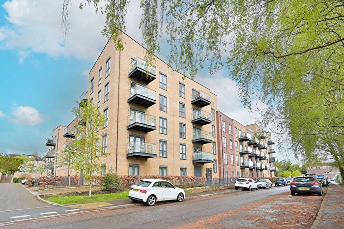 2 Bedroom Flat For Sale In Frogmore Road, Hemel Hempstead, HP3