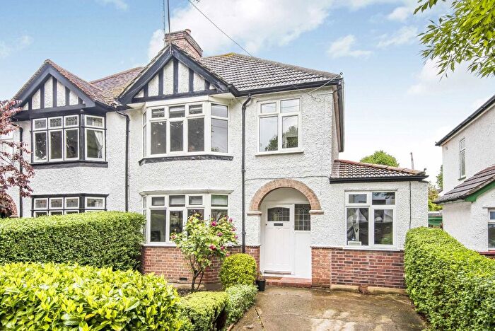 4 Bedroom Property To Rent In Arlington Road, St Margarets, TW1