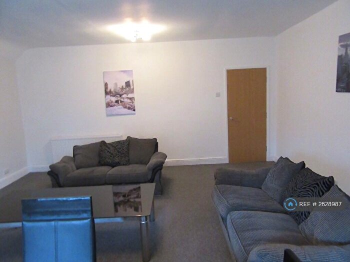 2 Bedroom Flat To Rent In Ivanhoe Road, Aigburth, Liverpool, L17