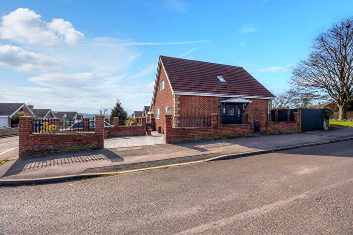 3 Bedroom Detached Bungalow For Sale In Kendal Grove, Ardsley, Barnsley, S71