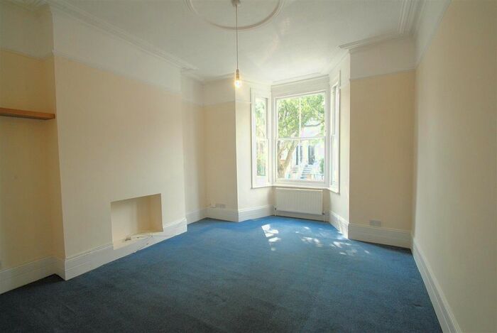 1 Bedroom Flat To Rent In Corinne Road, London, N19