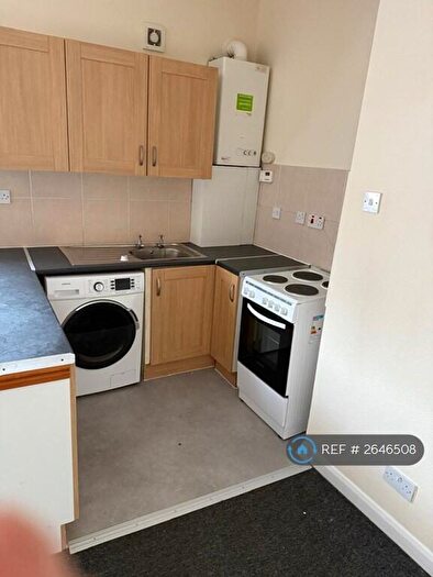 1 Bedroom Flat To Rent In Wellington Street, Grimsby, DN32