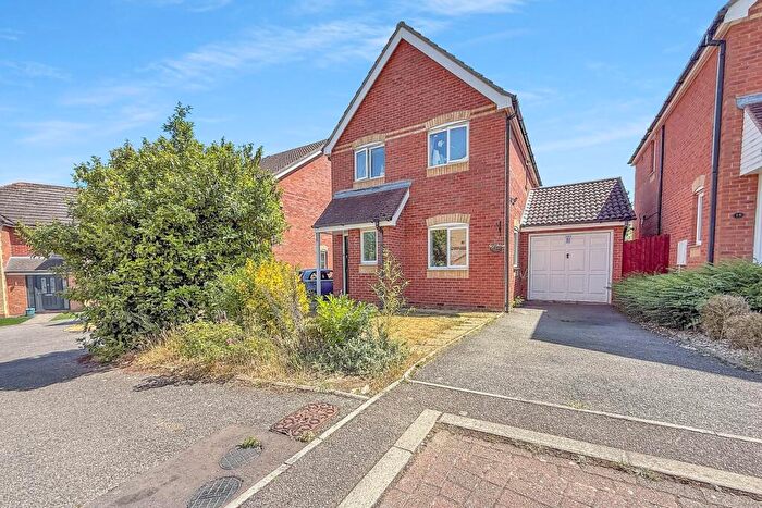 3 Bedroom Detached House For Sale In Northampton Close, Braintree, CM7