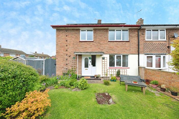 3 Bedroom Semi Detached House For Sale In Lawnwood Avenue, Elkesley, Retford, DN22