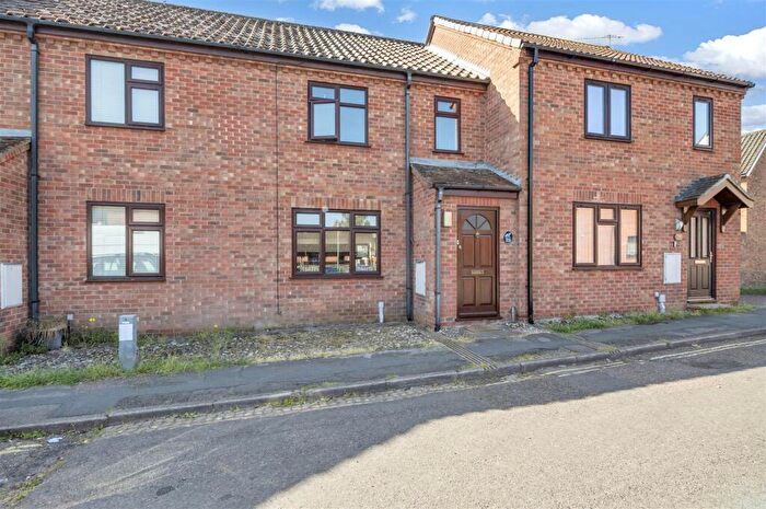 2 Bedroom House For Sale In Long Brackland, Bury St Edmunds, IP33