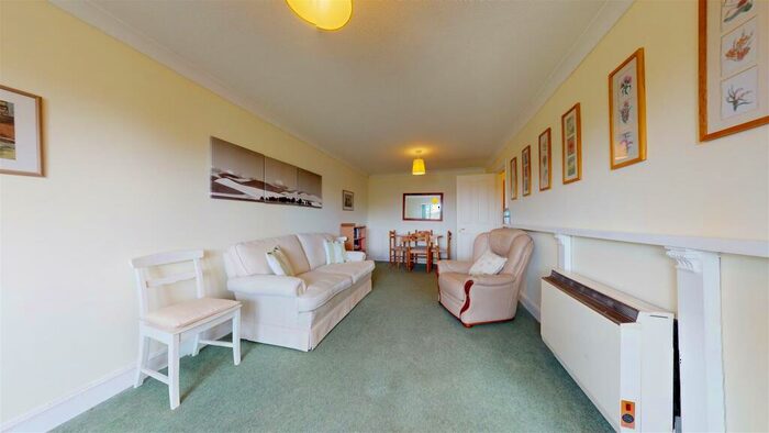 2 Bedroom Retirement Property For Sale In Westwood Court, Stanwell Road, Penarth, CF64