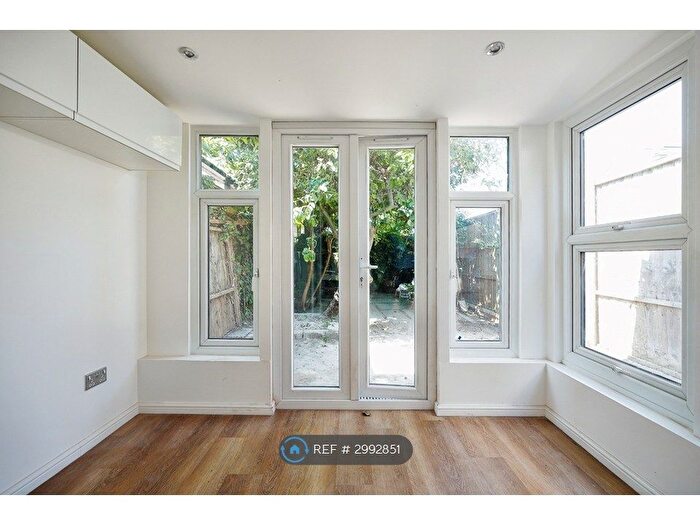 3 Bedroom Terraced House To Rent In Trafalgar Road, London, SE10