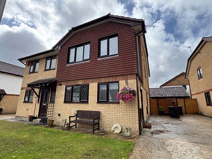 3 Bedroom Semi-Detached House For Sale In Woodlands Drive, Sandford, Wareham, BH20