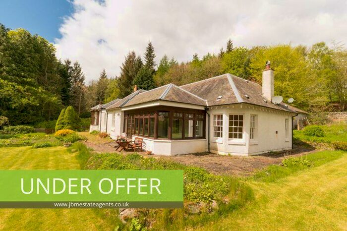 4 Bedroom Detached Bungalow For Sale In North Lodge, Cringletie, Peebles, EH45