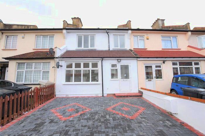 3 Bedroom Terraced House To Rent In Nutfield Road, Thornton Heath, CR7