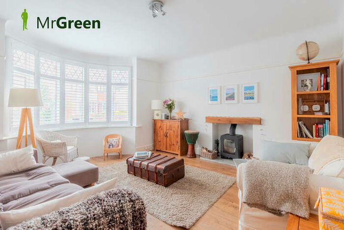 5 Bedroom Detached House To Rent In Winsley Avenue, Bournemouth, BH6