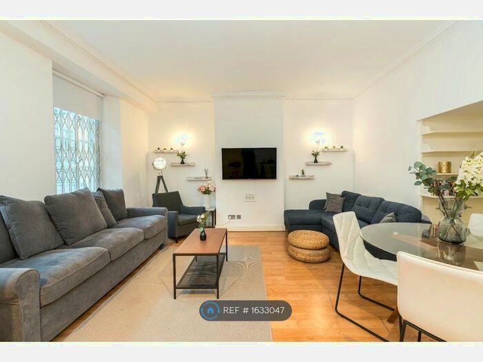 2 Bedroom Flat To Rent In Queen's Gate, London, SW7