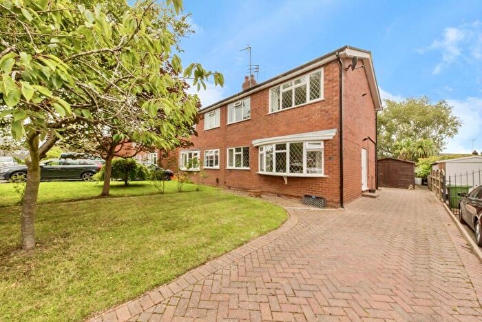 3 Bedroom Semi-Detached House To Rent In Redruth Avenue, Macclesfield, Cheshire East, SK10