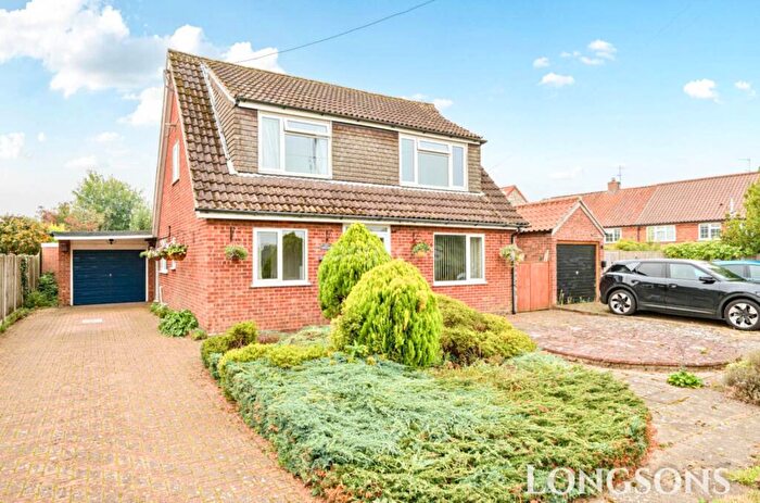 3 Bedroom Detached House For Sale In Massingham Road, Weasenham, PE32