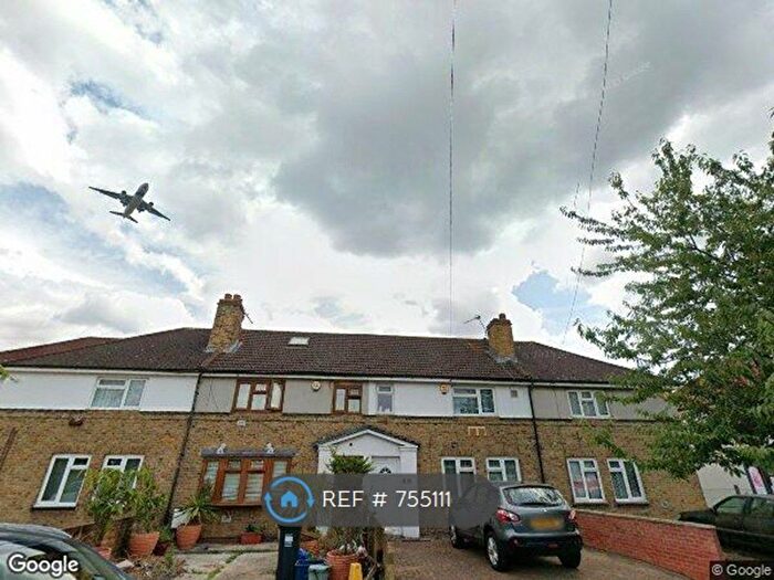 3 Bedroom Terraced House To Rent In Corporation Avenue, Hounslow, TW4