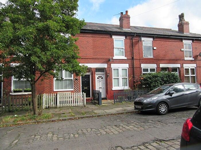 2 Bedroom Cottage To Rent In Swinfield Avenue, Chorlton, M21