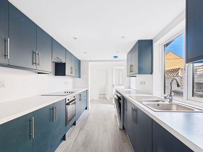 3 Bedroom Terraced House To Rent In Priory Road, Huntingdon, PE29