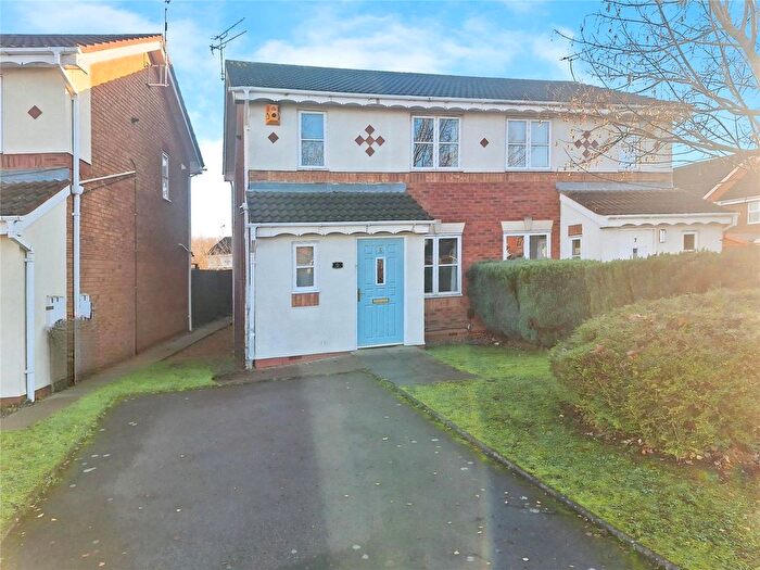 3 Bedroom Semi Detached House For Sale In Sunart Way, Nuneaton, Warwickshire, CV10