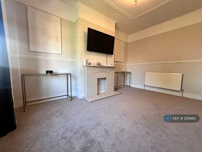 2 Bedroom Flat To Rent In Ennerdale Drive, Liverpool, L21