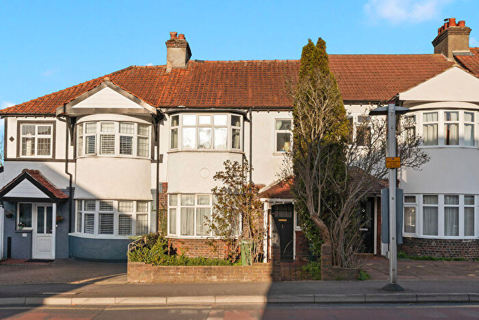 3 Bedroom Terraced House For Sale In Malden Road, Sutton, SM3