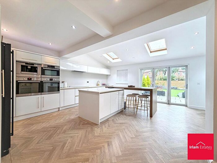 3 Bedroom Semi-Detached House For Sale In Elm Crescent, Worsley, M28