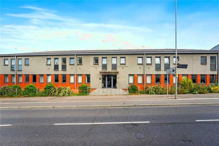 2 Bedroom Apartment To Rent In Kingston Hill, Kingston Upon Thames, Surrey, KT2