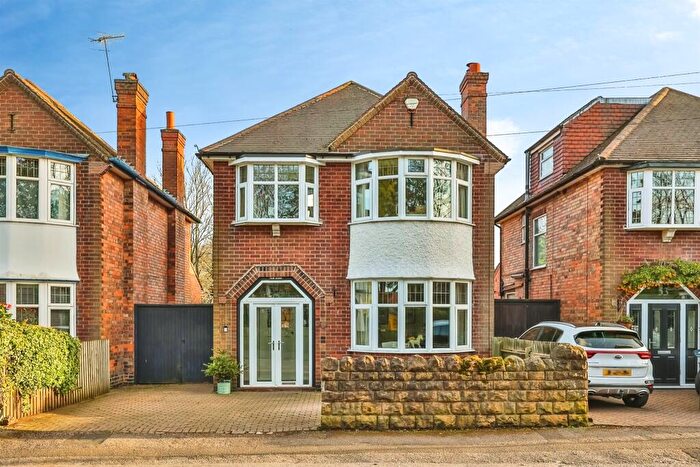 3 Bedroom Detached House For Sale In Harrow Road, Wollaton, Nottingham, NG8