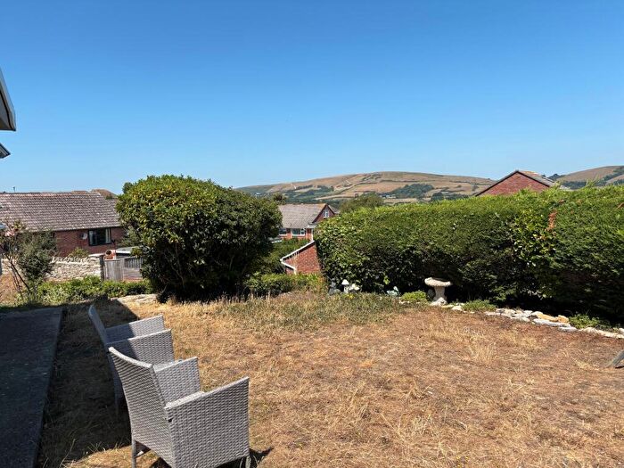 2 Bedroom Park Home For Sale In Hoburne Park, Swanage, Dorset, BH19 - Photo 2