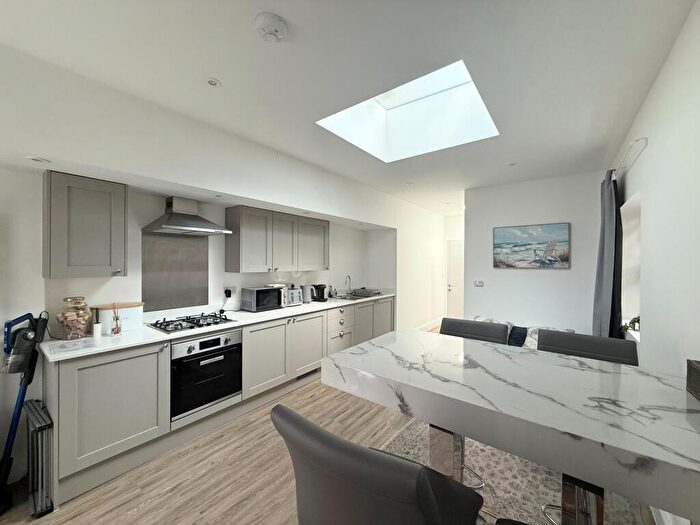 2 Bedroom Apartment To Rent In Christchurch Road, Bournemouth, BH1
