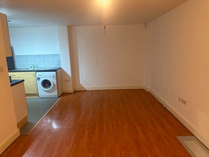 1 Bedroom Flat To Rent In Francis Road, Five Ways, Birmingham, B16